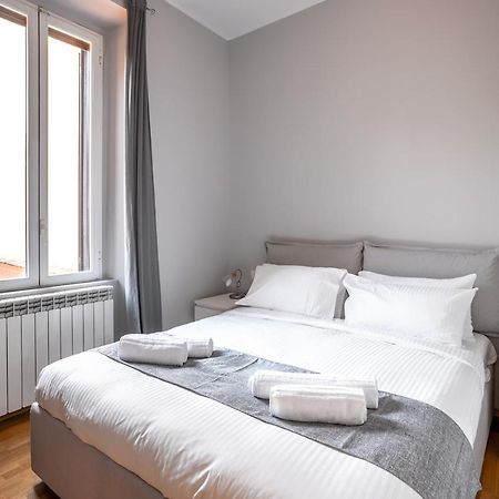 Navigli-Duomo Apartment With Netflix+Wifi ミラノ エクステリア 写真