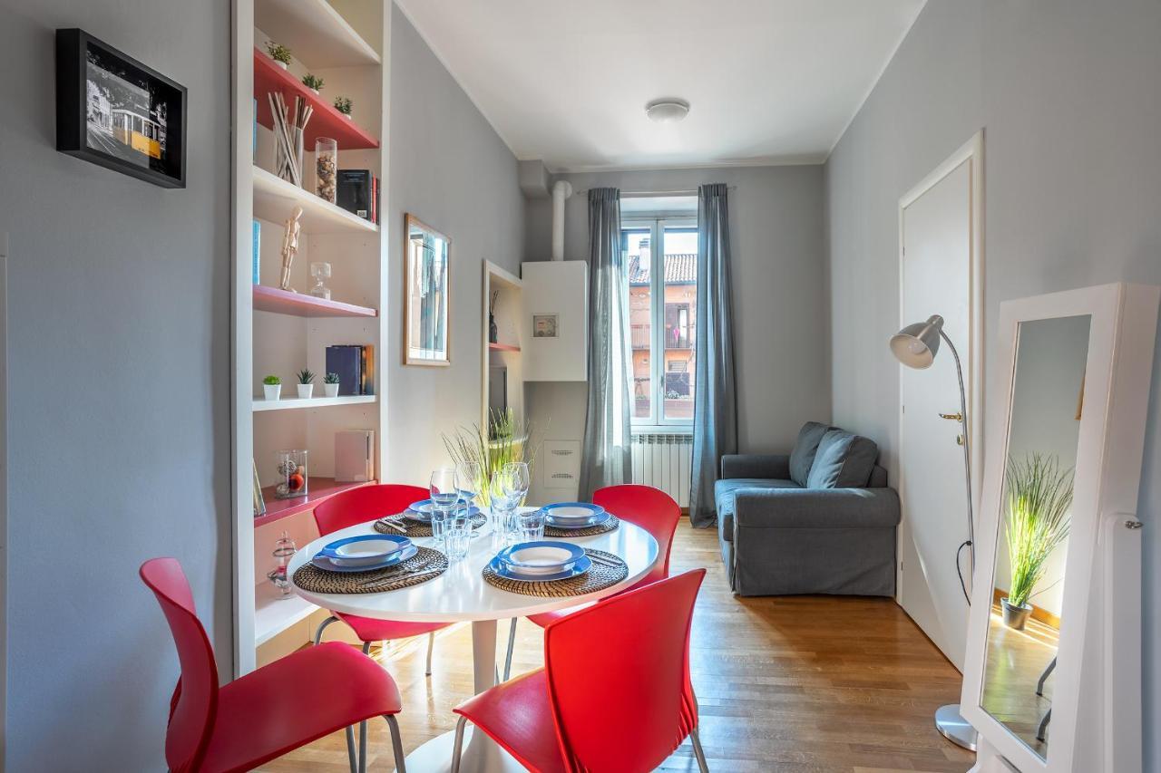 Navigli-Duomo Apartment With Netflix+Wifi ミラノ エクステリア 写真